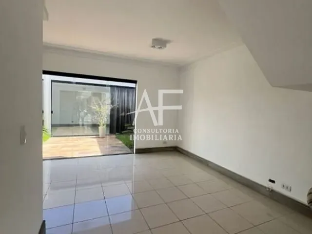 Sobrado com 160m² 3 quartos e 1 banheiro, à venda, no bairro Jardim Santana em Tremembé