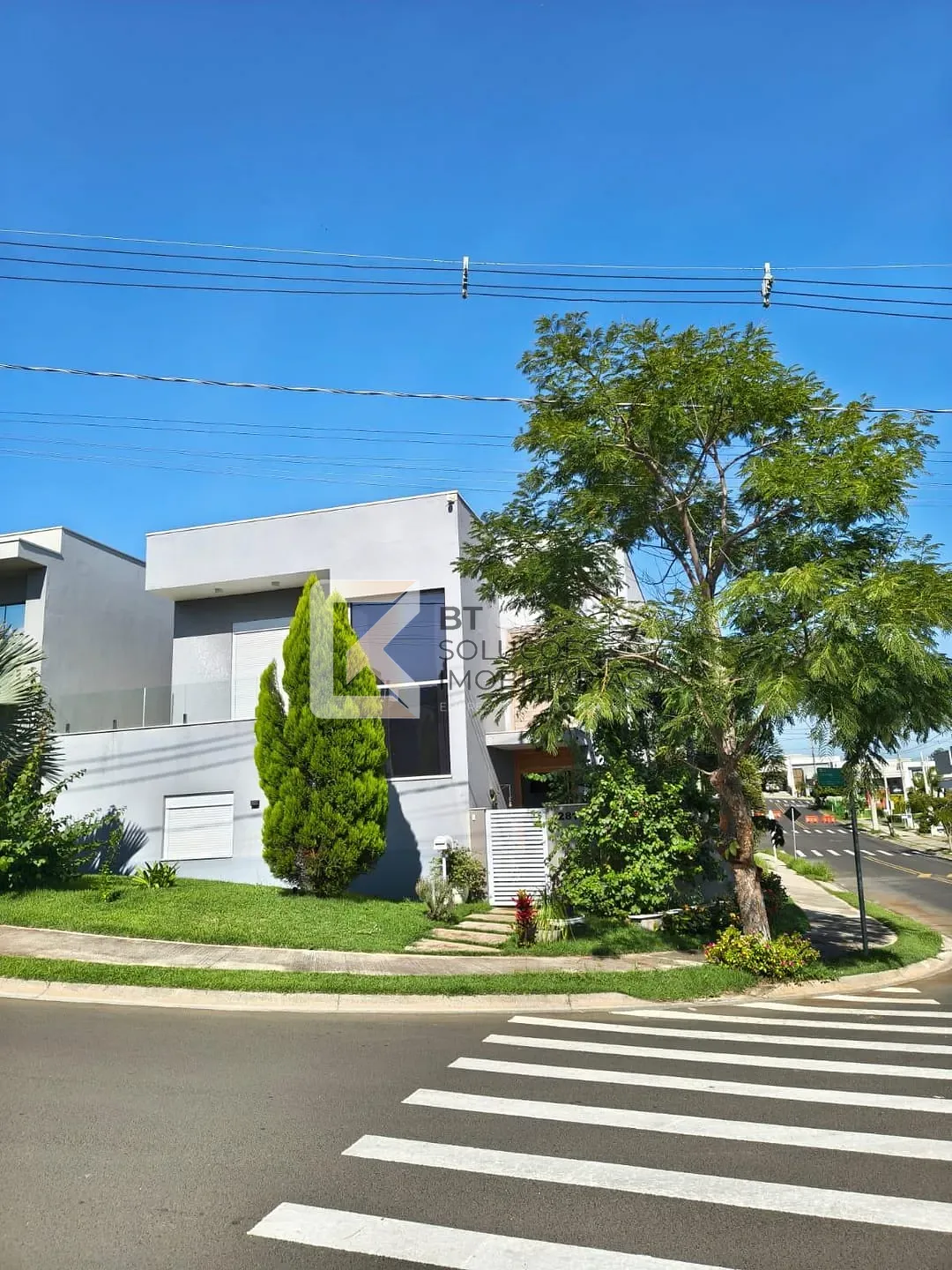 Sobrado, 3 quartos, 247 m² - Foto 2