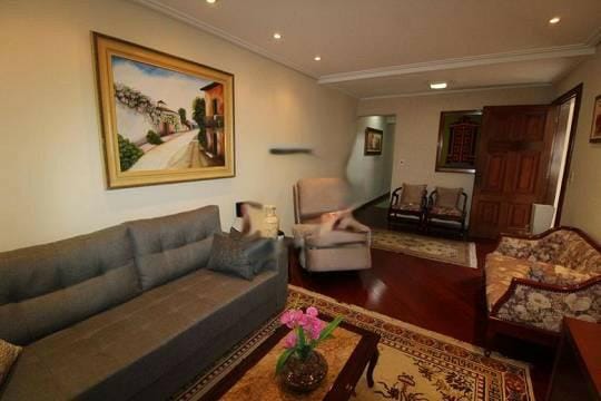 Sobrado à venda 3 Quartos, 1 Suite, 3 Vagas, 250M², Vila Alpina, São Paulo - SP