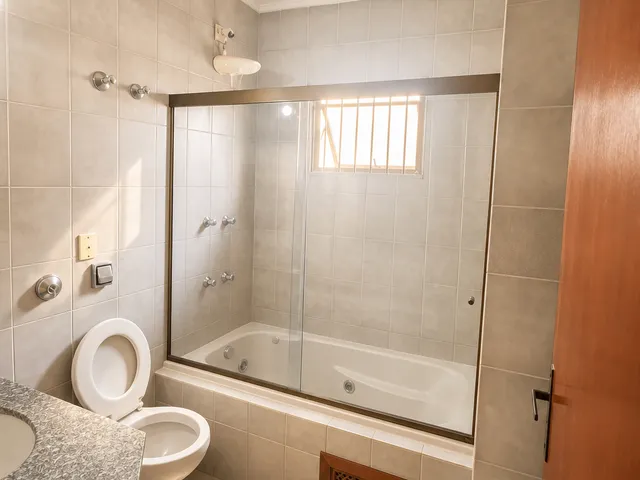 Sobrado 3 quartos e 3 banheiros, à venda ou para alugar, no bairro Vila Nova Mazzei em São Paulo