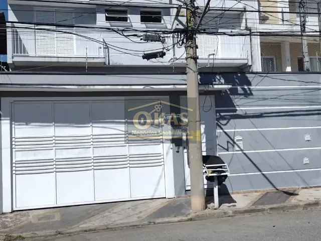 Sobrado com 500m² 4 quartos e 5 banheiros, à venda, no bairro Vila Lavínia em Mogi das Cruzes
