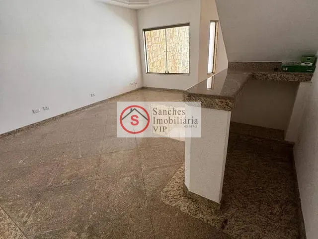 Sobrado com 180m² 3 quartos e 4 banheiros, para alugar, no bairro Jardim Avelino em São Paulo