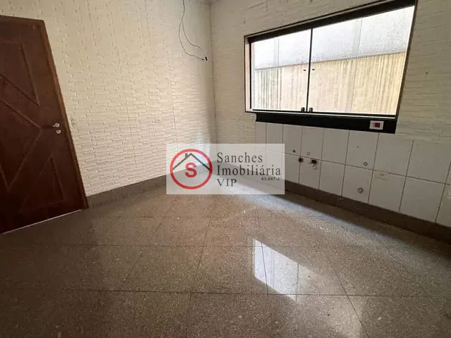 Sobrado com 180m² 3 quartos e 4 banheiros, para alugar, no bairro Jardim Avelino em São Paulo