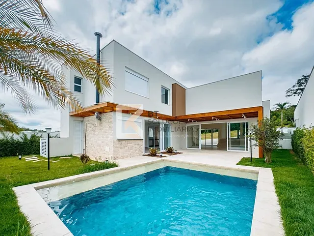 Sobrado com 556m² 4 quartos e 4 banheiros, à venda, no bairro Jardim Santa Rita em Indaiatuba