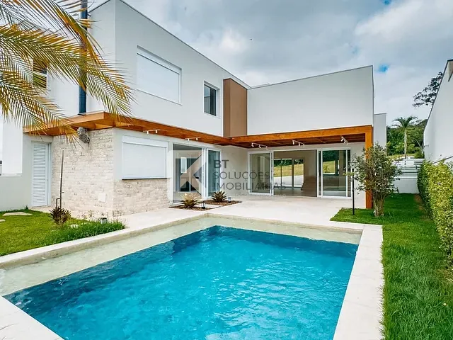 Sobrado com 556m² 4 quartos e 4 banheiros, à venda, no bairro Jardim Santa Rita em Indaiatuba