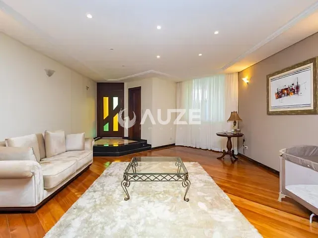 Sobrado com 580m² 4 quartos e 8 banheiros, à venda, no bairro Boa Vista em Curitiba