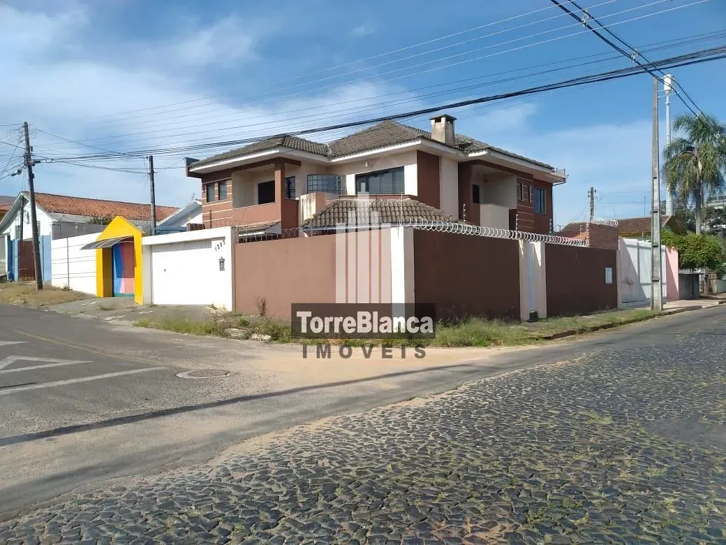 Sobrado, 3 quartos, 240 m² - Foto 1