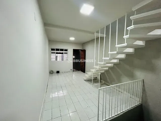 Sobrado 4 quartos e 2 banheiros, à venda, no bairro Planalto em São Bernardo do Campo