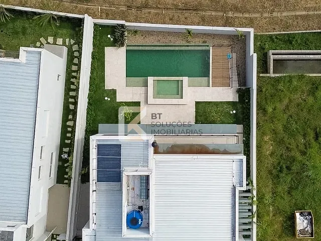Sobrado com 556m² 4 quartos e 4 banheiros, à venda, no bairro Jardim Santa Rita em Indaiatuba