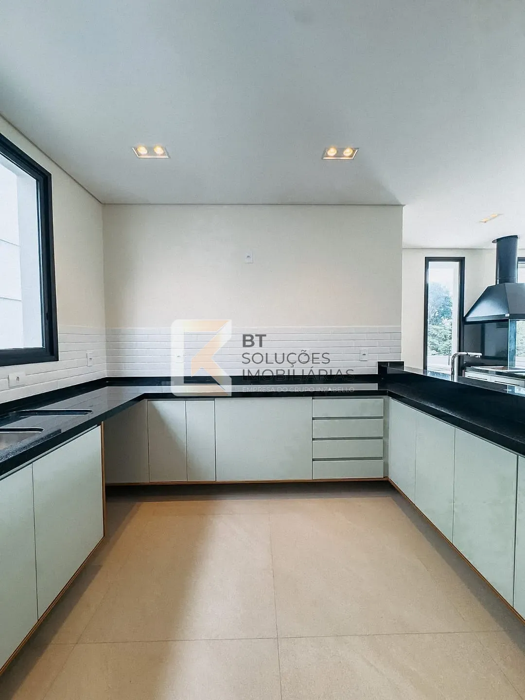 Sobrado, 4 quartos, 420 m² - Foto 14
