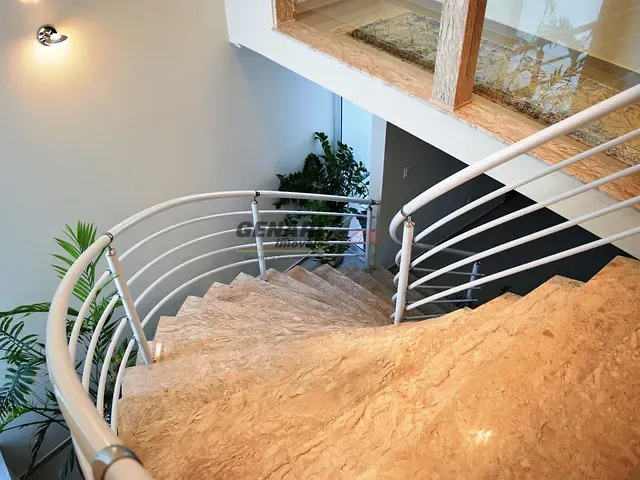 Sobrado com 367m² 5 quartos e 5 banheiros, à venda, no bairro Jardim Esplanada em Indaiatuba