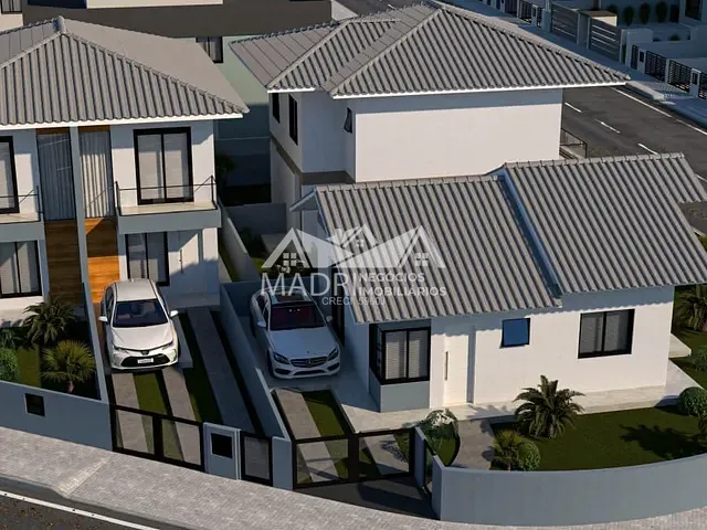 Sobrado 2 quartos e 2 banheiros, à venda, no bairro Guarda do Cubatão em Palhoça