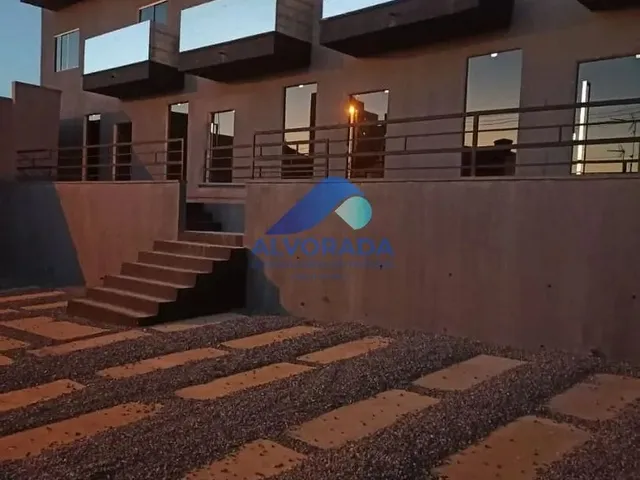 Sobrado com 10m² 2 quartos e 3 banheiros, à venda, no bairro Centro em Jacareí