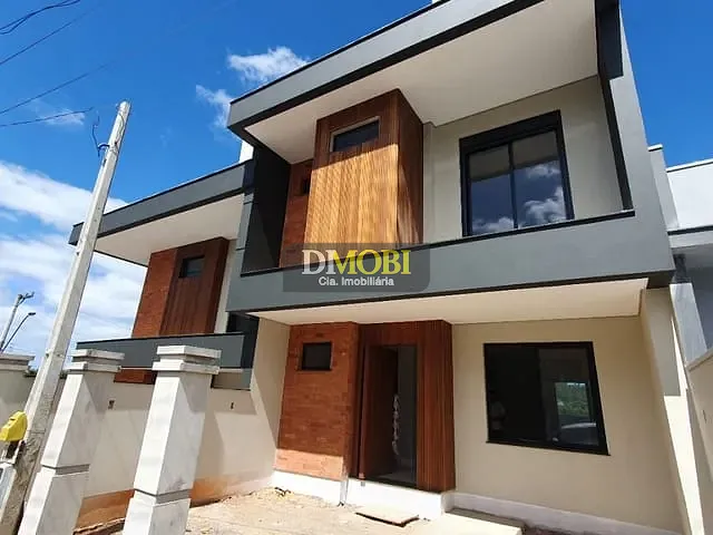 Sobrado com 94m² 3 quartos e 2 banheiros, à venda, no bairro Diva Lessa de Jesus em Gravataí
