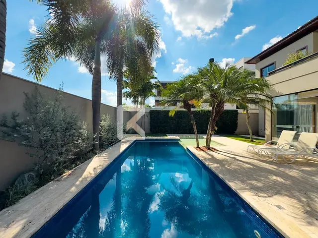 Sobrado com 600m² 4 quartos e 5 banheiros, à venda ou para alugar, no bairro Vila Suíça em Indaiatuba