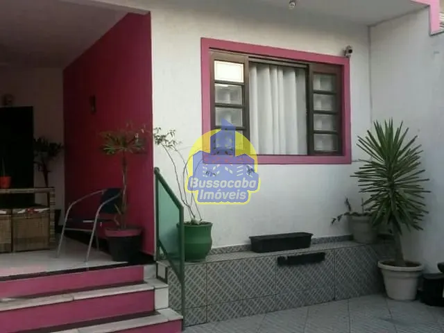 Sobrado com 180m² 3 quartos e 1 banheiro, à venda, no bairro Bussocaba em Osasco