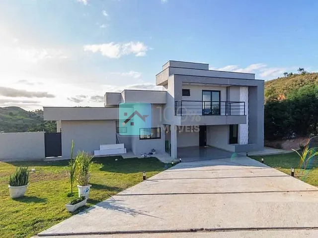 Sobrado com 2600m² 4 quartos e 5 banheiros, à venda, no bairro Cidade Nova Jacareí em Jacareí