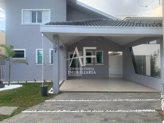 Sobrado com 275m² 4 quartos e 3 banheiros, à venda ou para alugar, no bairro Campos do Conde Chambord em Tremembé