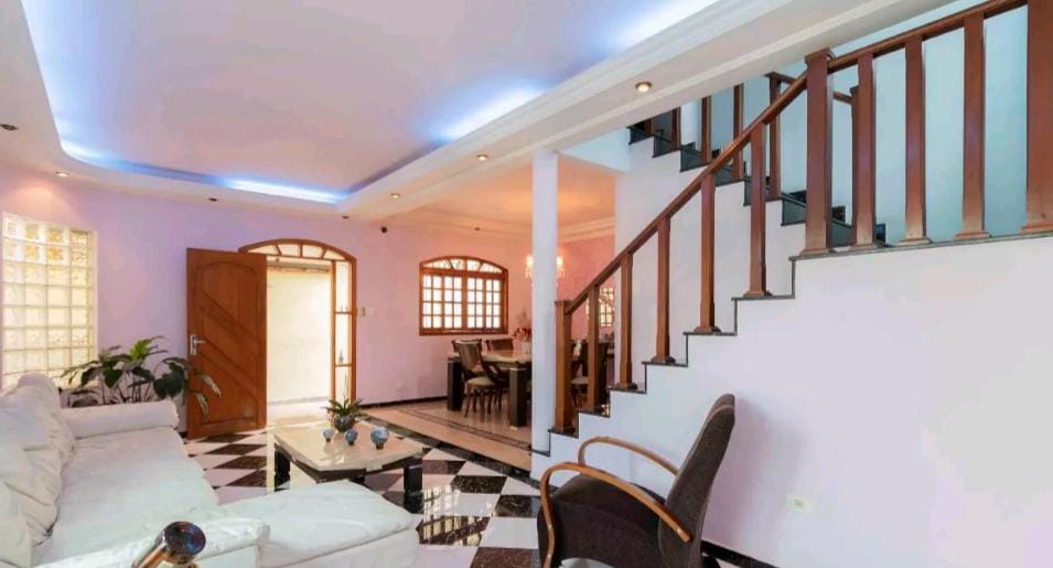 Sobrado à venda 3 Quartos, 1 Suite, 3 Vagas, 253M², Vila Alpina, São Paulo - SP