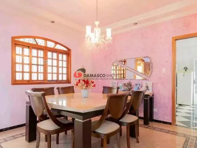 Sobrado com 253m² 3 quartos e 4 banheiros, à venda, no bairro Vila Alpina em São Paulo