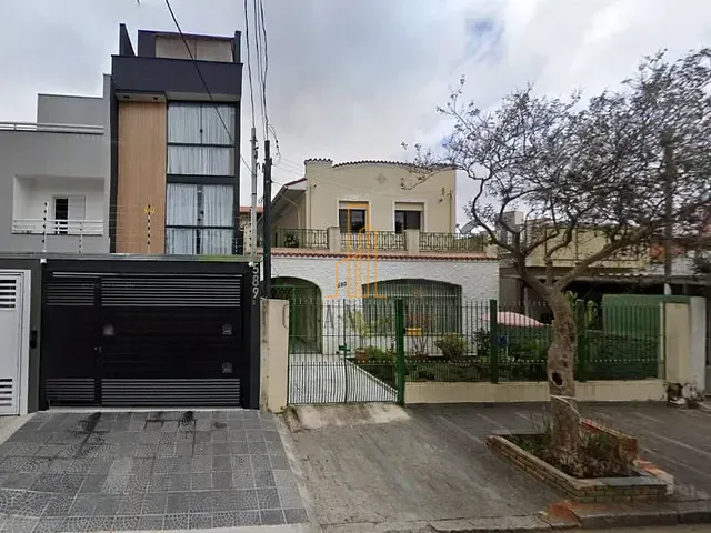 Sobrado com 350m² 2 quartos e 3 banheiros, à venda, no bairro Casa Branca em Santo André