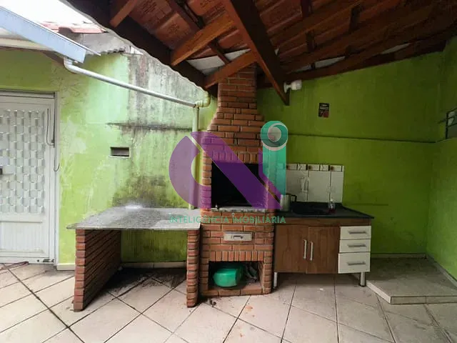 Sobrado com 219m² 3 quartos e 2 banheiros, à venda, no bairro Cipava em Osasco