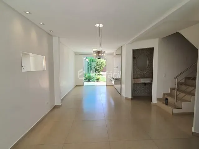 Sobrado com 180m² 3 quartos e 1 banheiro, à venda, no bairro Piratininga em Campo Grande