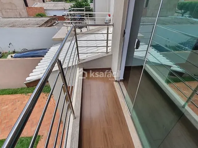Sobrado com 180m² 3 quartos e 1 banheiro, à venda, no bairro Piratininga em Campo Grande