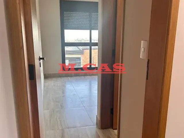 Sobrado 3 quartos e 4 banheiros, à venda, no bairro Parque São Lucas em São Paulo