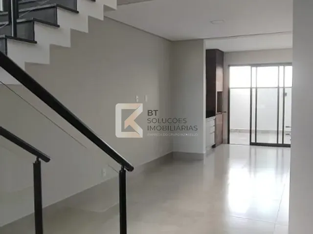 Sobrado com 150m² 3 quartos e 2 banheiros, à venda, no bairro Jardins do Império em Indaiatuba
