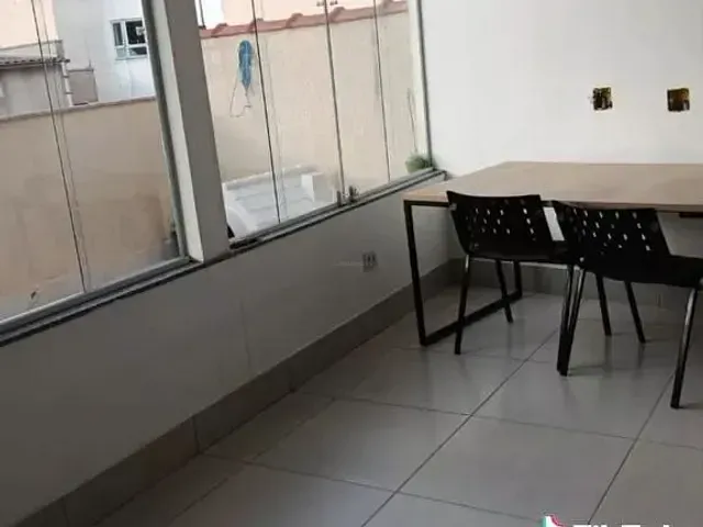 Sobrado 2 quartos e 1 banheiro, à venda, no bairro Vila Eldízia em Santo André