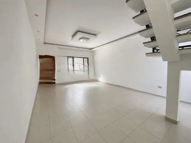 Sobrado com 300m² 3 quartos e 3 banheiros, para alugar, no bairro Vila Sabrina em São Paulo