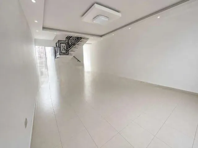 Sobrado com 300m² 3 quartos e 3 banheiros, para alugar, no bairro Vila Sabrina em São Paulo