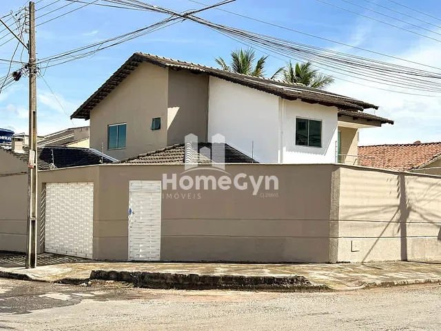 Sobrado com 185m² 3 quartos e 3 banheiros, para alugar, no bairro Moinho dos Ventos em Goiânia