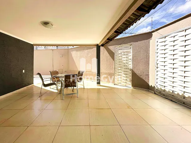 Sobrado com 185m² 3 quartos e 3 banheiros, para alugar, no bairro Moinho dos Ventos em Goiânia