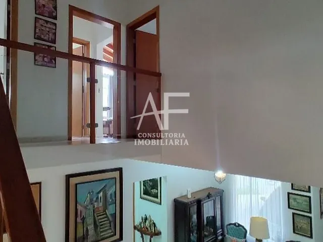 Sobrado com 250m² 3 quartos e 3 banheiros, à venda, no bairro Campos Do Conde em Tremembé