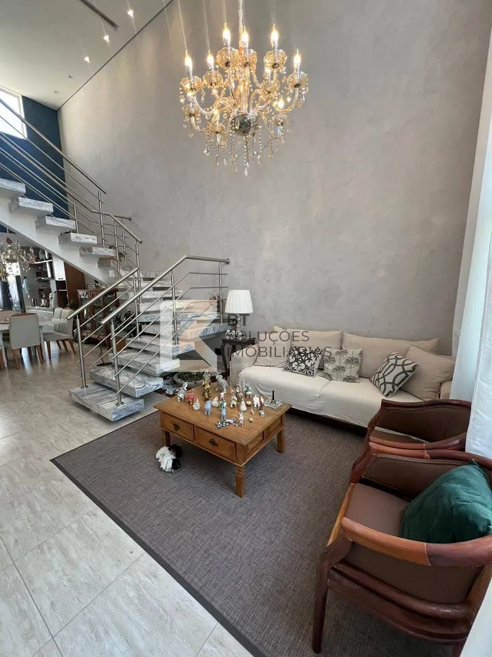 Sobrado, 3 quartos, 219 m² - Foto 4