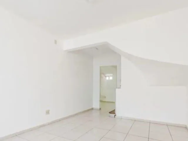 Sobrado para alugar, no bairro Santana em São Paulo