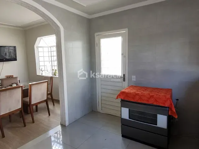 Sobrado com 412m² 5 quartos e 5 banheiros, à venda, no bairro Centro em Campo Grande