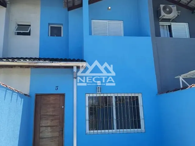 Sobrado com 140m² 3 quartos e 3 banheiros, à venda, no bairro Pontal de Santa Marina em Caraguatatuba