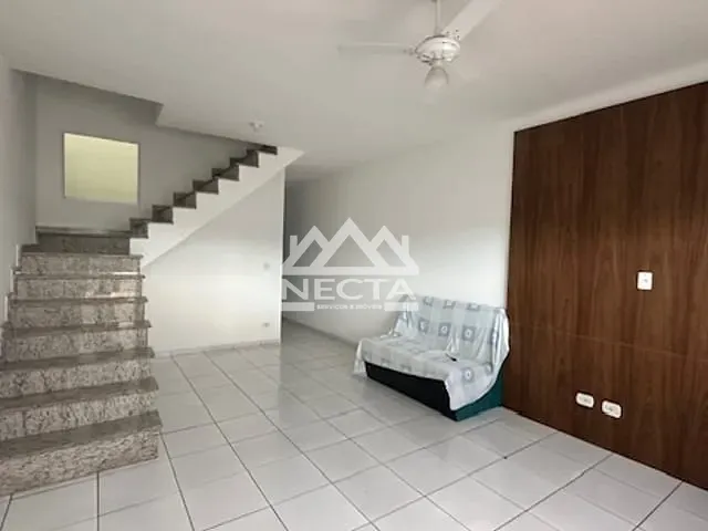 Sobrado com 140m² 3 quartos e 3 banheiros, à venda, no bairro Pontal de Santa Marina em Caraguatatuba