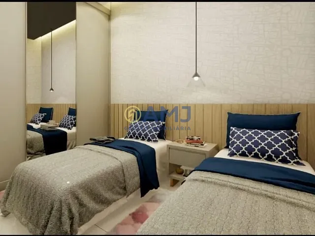 Sobrado com 170m² 3 quartos e 2 banheiros, à venda, no bairro Chácara São Pedro em Aparecida de Goiânia