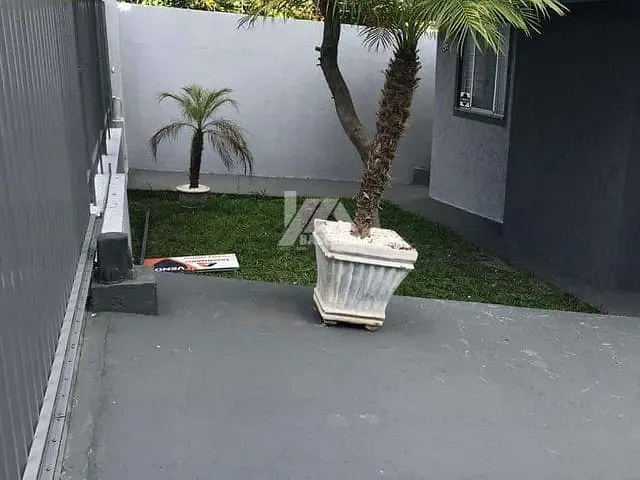 Sobrado 3 quartos e 3 banheiros, à venda, no bairro Jardim Carvalho em Ponta Grossa