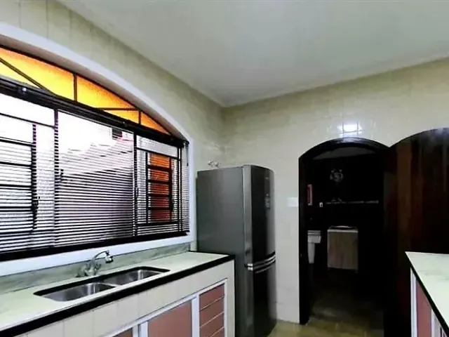 Sobrado 4 quartos e 1 banheiro, à venda, no bairro Barcelona em São Caetano do Sul