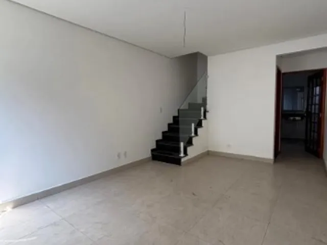 Sobrado 2 quartos e 2 banheiros, à venda, no bairro Jaçanã em São Paulo