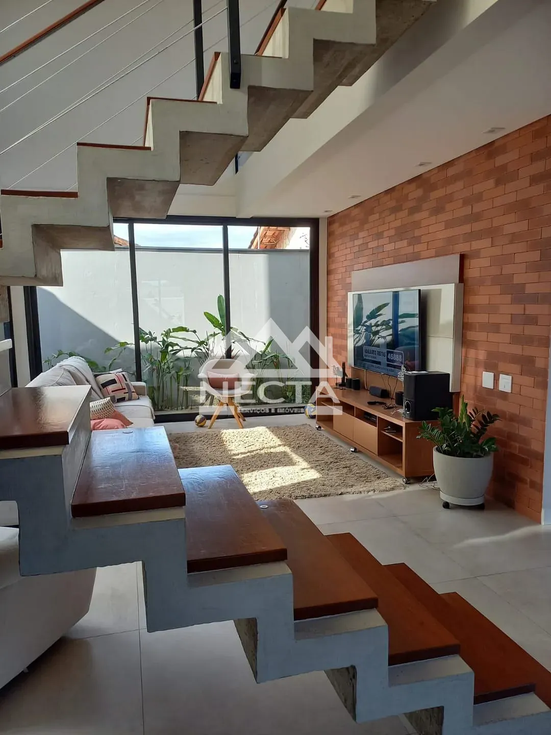 Sobrado, 3 quartos, 220 m² - Foto 2