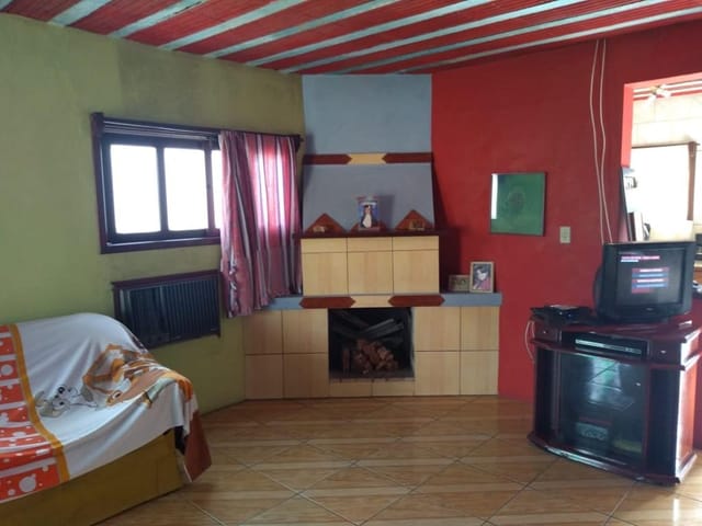 Casa com 1100m² 2 quartos e 2 banheiros, à venda, no bairro Fragata em Pelotas