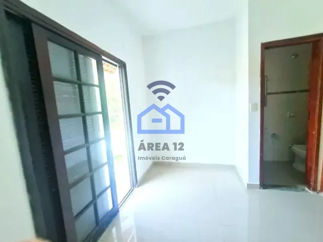 Sobrado 2 quartos e 3 banheiros, para alugar, no bairro Loteamento Balneário Camburi em Caraguatatuba