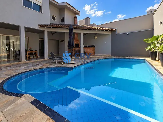 Sobrado com 506m² 4 quartos e 5 banheiros, para alugar, no bairro Terras de Santana em Londrina