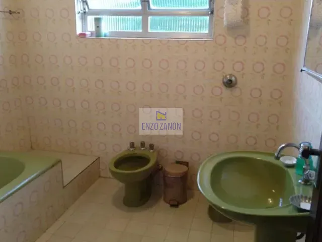 Sobrado com 258m² 3 quartos e 6 banheiros, à venda ou para alugar, no bairro Jardim Maria Cecília em São Bernardo do Campo